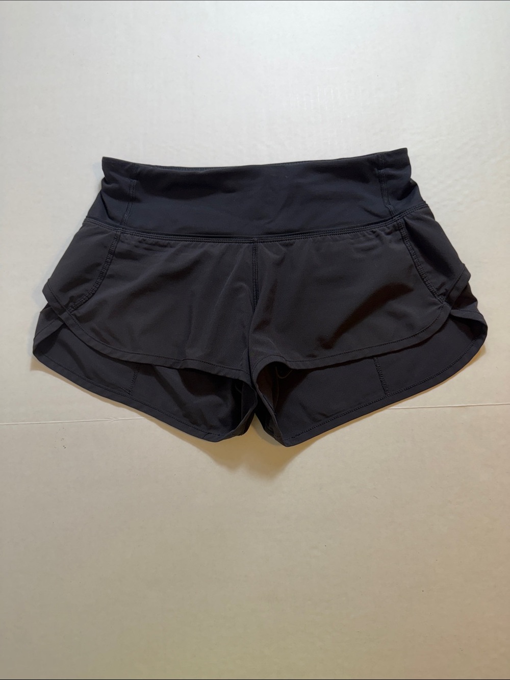 Lululemon Run: Speed Short *Block-It Pocket 2.5"
Style Number: W7789S